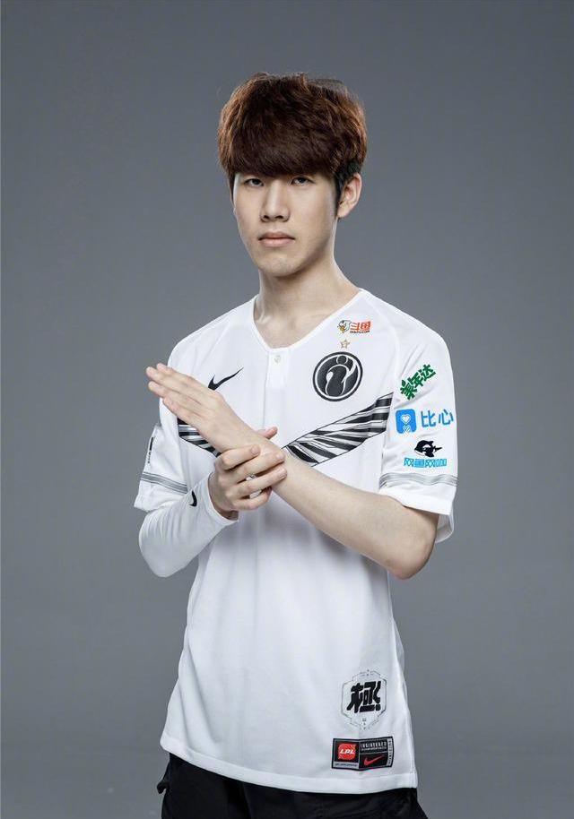 人包夹后 人包夹后