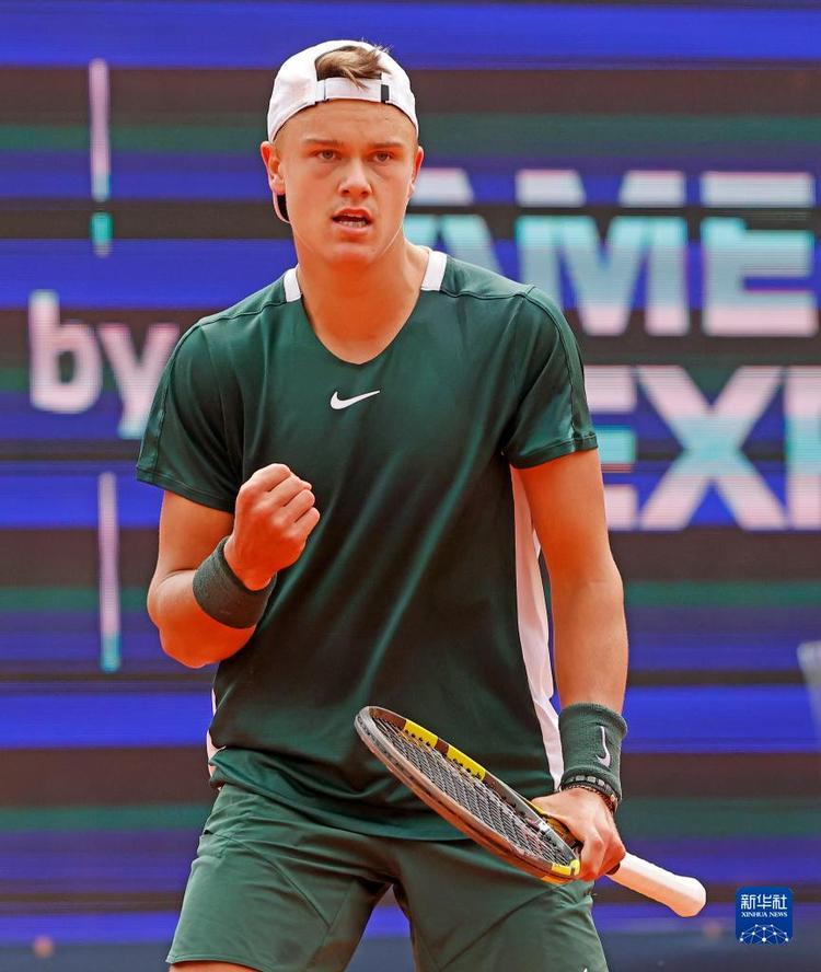 这些新秀不 这些新秀不