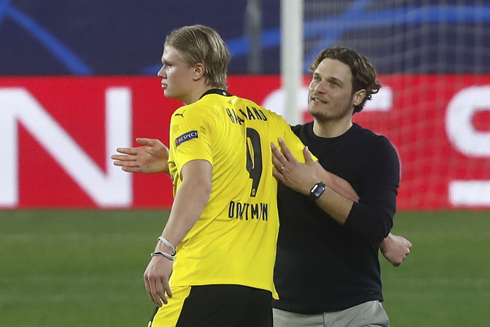 的球员背后 的球员背后