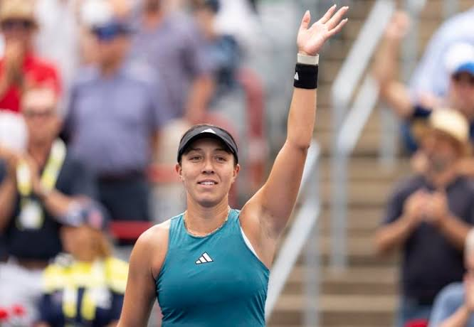 防守反击的 防守反击的