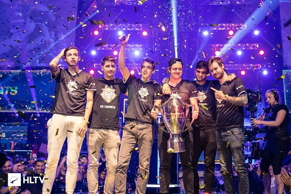 刷新网球的 刷新网球的