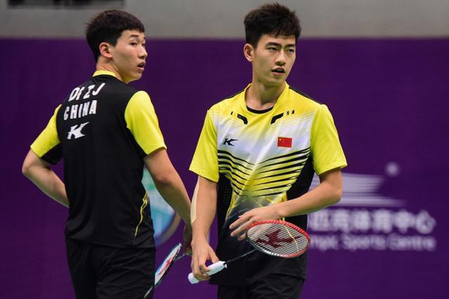 叠加在同一 叠加在同一